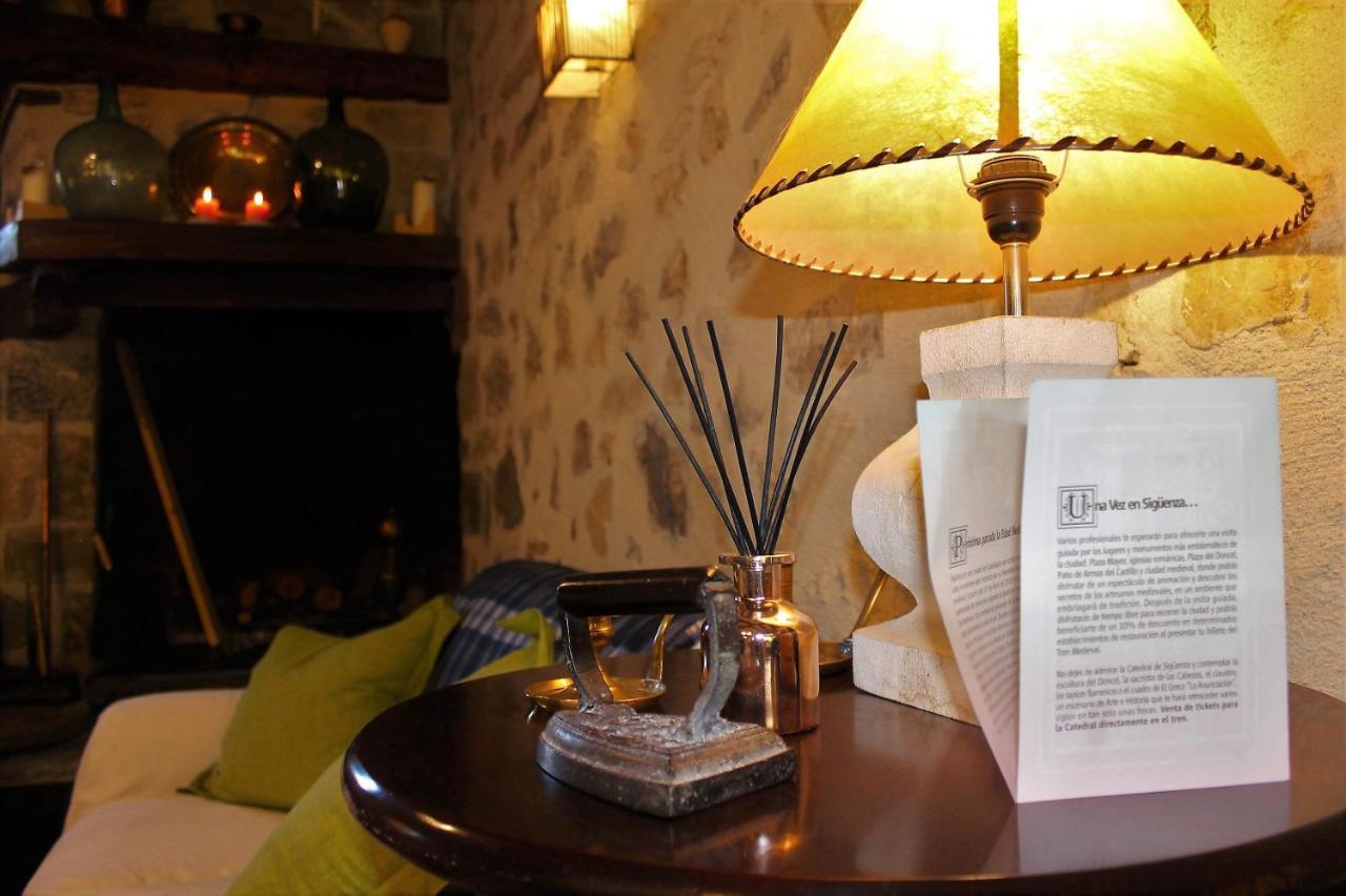 Hotel Rural El Arrabal סיגואנזה מראה חיצוני תמונה